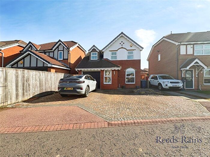 3 Bedroom Detached House For Sale In Thirlington Close, Newcastle Upon Tyne, Tyne And Wear, NE5