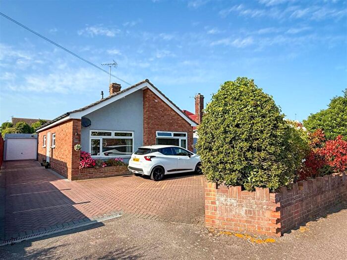 2 Bedroom Detached Bungalow For Sale In St. Johns Road, Clacton-On-Sea, Essex, CO16