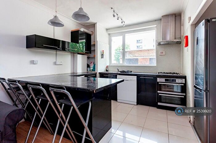 4 Bedroom Flat To Rent In Micawber House, London, SE16