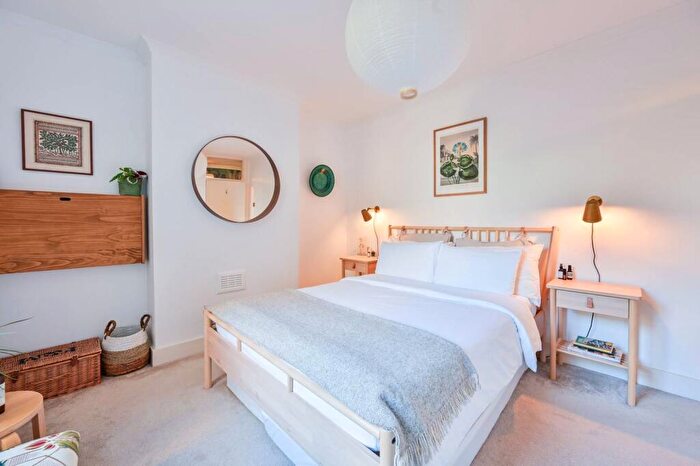 1 Bedroom Flat For Sale In Philip Walk, Peckham Rye, London, SE15