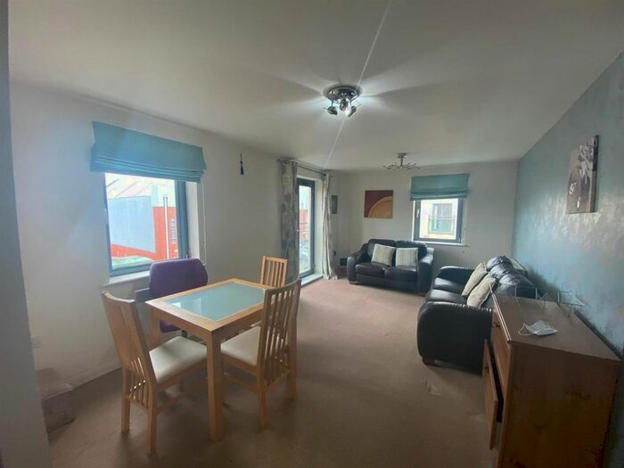 2 Bedroom Flat To Rent In St. Christophers Court, Maritime Quarter, Swansea, SA1