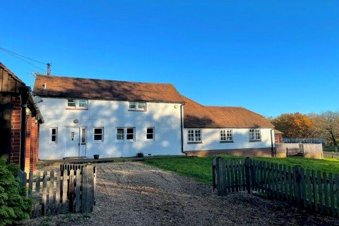 1 Bedroom Cottage To Rent In Chillies Lane, Crowborough, TN6