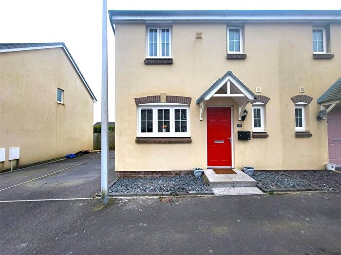 3 Bedroom Semi Detached House For Sale In Castleton Grove, Haverfordwest, Pembrokeshire, SA62