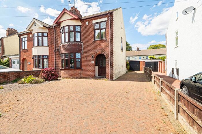 3 Bedroom Detached House For Sale In Middleton Road, Gorleston, NR31
