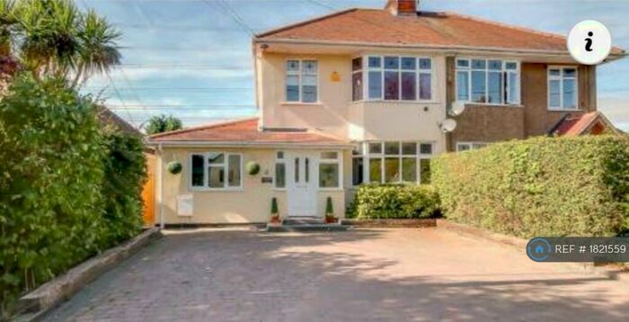 4 Bedroom Semi-Detached House To Rent In Lynfords Drive, Runwell, Wickford, SS11