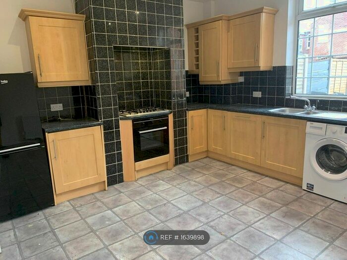 2 Bedroom Terraced House To Rent In Wilfrid Street, Swinton, Manchester, M27