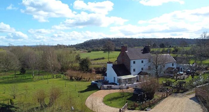 5 Bedroom Semi-Detached House For Sale In Church Lane, Rudford, Gloucester, GL2