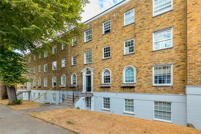 2 Bedroom Flat To Rent In Compton Road, Canonbury, N1