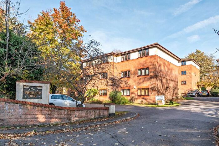 2 Bedroom Flat To Rent In Winchester Court, High Wycombe, HP11