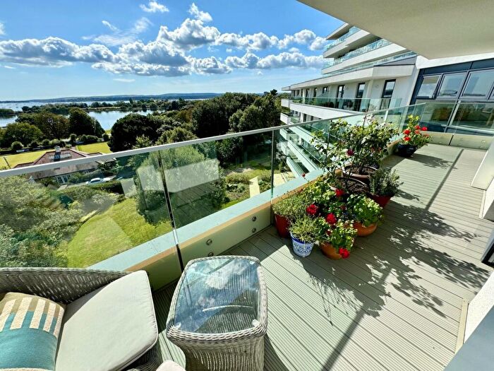 2 Bedroom Retirement Property For Sale In Churchfield Road, Poole, BH15