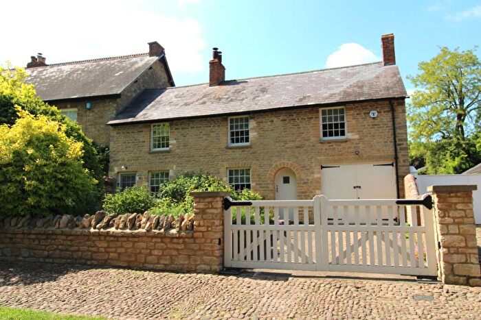 4 Bedroom Cottage For Sale In High Street, Weston Underwood, MK46