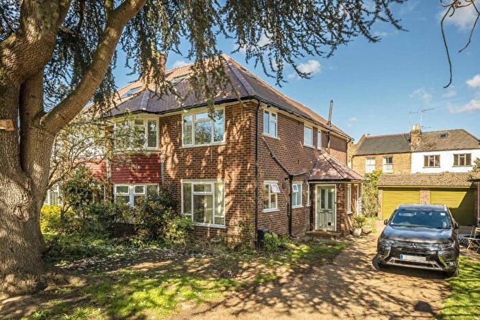 3 Bedroom Flat For Sale In Beaulieu Close, East Twickenham, TW1