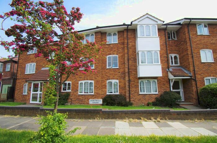 1 Bedroom Flat To Rent In Fontwell Court, Torrington Drive, South Harrow HA2