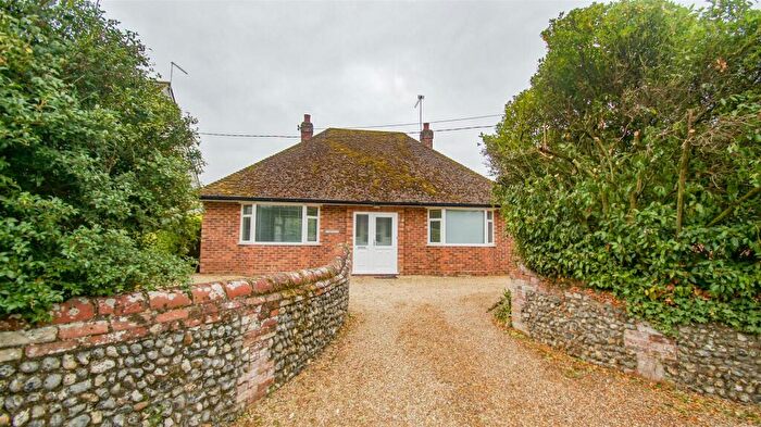 2 Bedroom Detached Bungalow For Sale In The Street, Norton, Bury St. Edmunds, IP31
