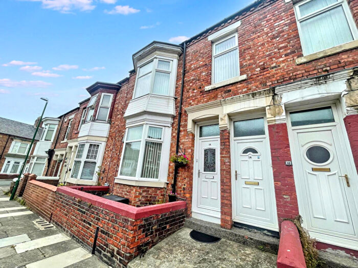 2 Bedroom Flat For Sale In Beethoven Street, Westoe, South Shields, Tyne And Wear, NE33