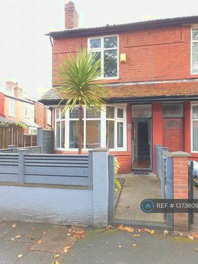 2 Bedroom End Of Terrace House To Rent In Countess Road, Manchester, M20