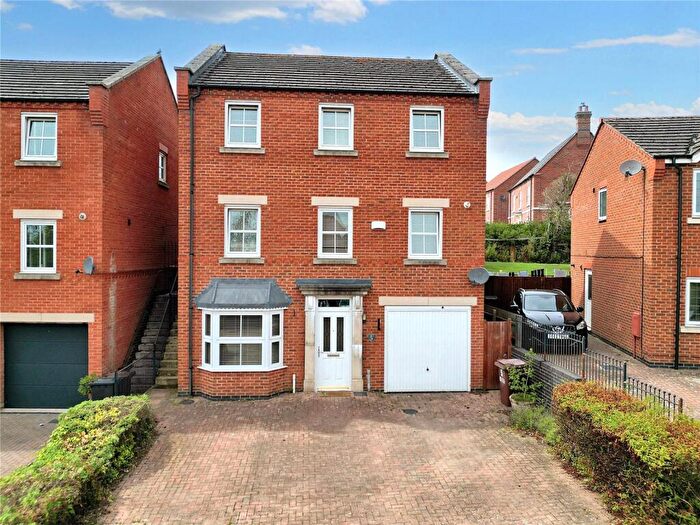 4 Bedroom Detached House To Rent In Southwell Close, Melton Mowbray, Leicestershire, LE13