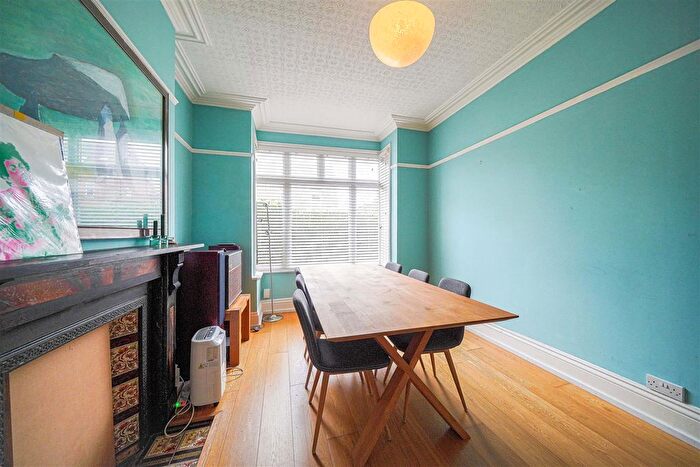 3 Bedroom Terraced House For Sale In Springfield Road, Kings Heath, Birmingham, B14