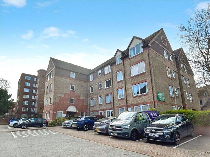 1 Bedroom Retirement Property For Sale In Cedar Road, Sutton, SM2