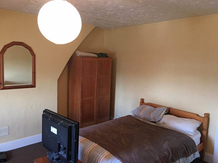 7 Bedroom House To Rent In Donald Street, Cathays, Cardiff, CF24