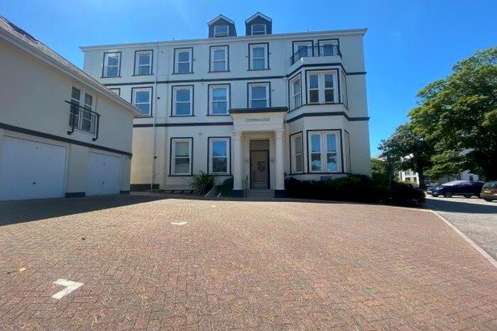 1 Bedroom Flat To Rent In Bar Road, Falmouth, TR11