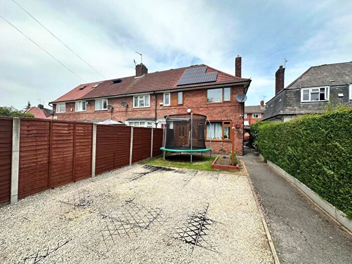 3 Bedroom Terraced House To Rent In Skelwith Walk, Leeds, West Yorkshire, LS14