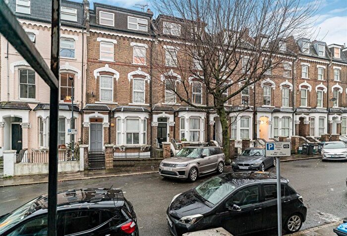 2 Bedroom Flat For Sale In St Julians Road, London, NW6