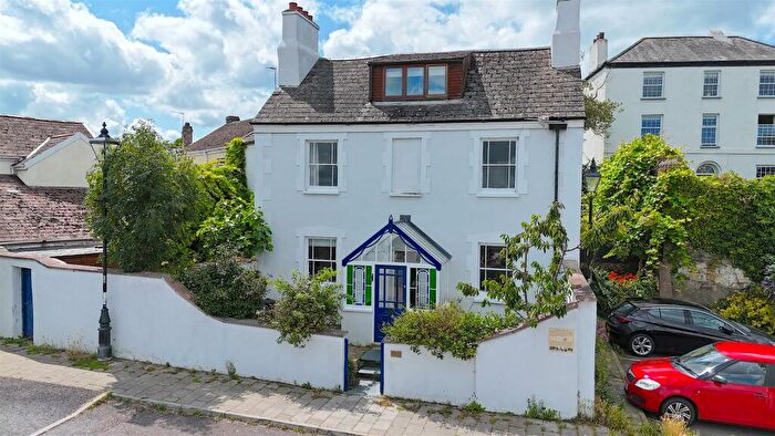 4 Bedroom House For Sale In Providence Row, Bideford, EX39