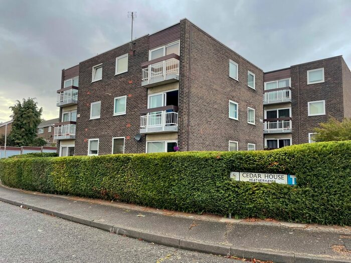 2 Bedroom Flat To Rent In Heatherhayes, Ipswich, IP2