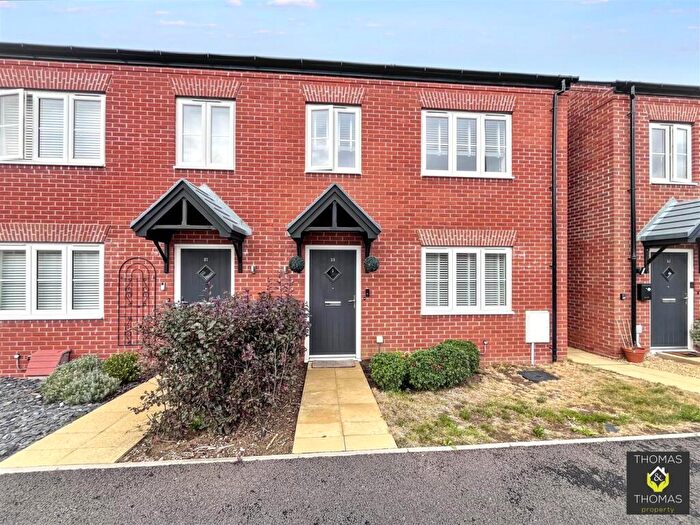3 Bedroom Semi Detached House For Sale In Ironbridge Road, Twigworth, GL2