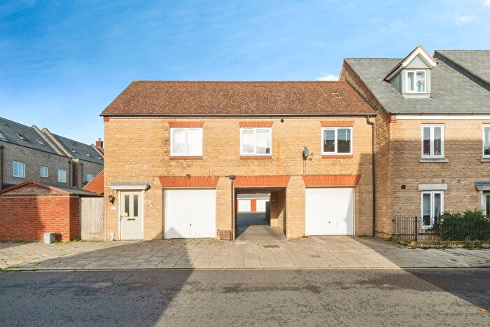 2 Bedroom Property For Sale In Ascot Way, Bicester, OX26
