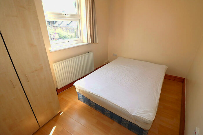 1 Bedroom Flat To Rent In Queens Road, London, E17