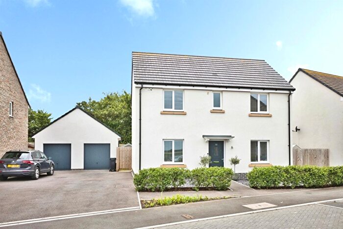 3 Bedroom Detached House For Sale In Aspen Grove, Ilchester, Yeovil, BA22