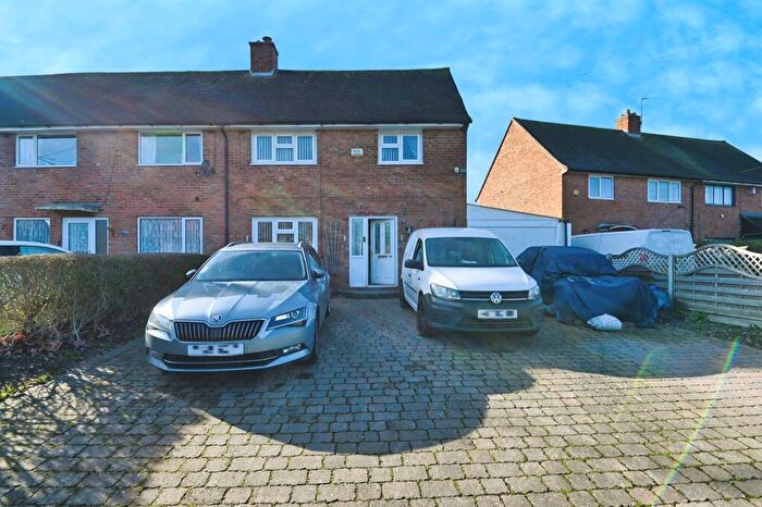 3 Bedroom End Of Terrace House For Sale In Chester Road, Kingshurst, Birmingham, B36