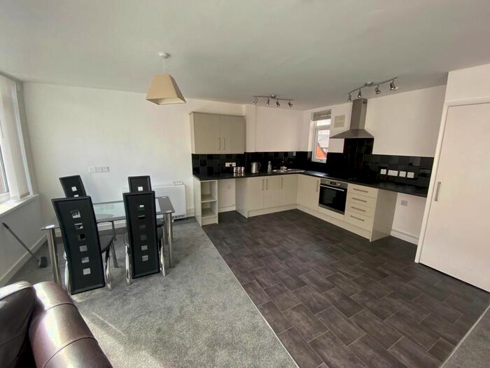 2 Bedroom Flat To Rent In High Street, Lincoln, LN2