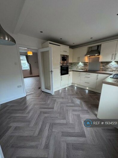 4 Bedroom Terraced House To Rent In Main Road, Lancaster, LA2