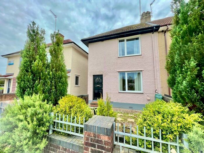 2 Bedroom Semi-Detached House To Rent In Waterloo Yard Flats, Plymouth, PL1