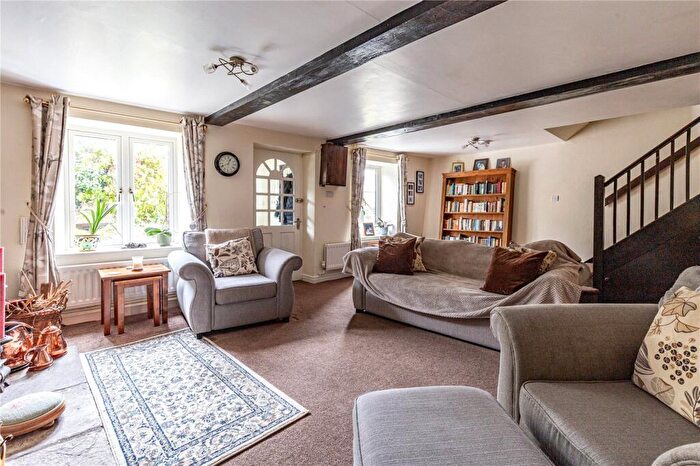 4 Bedroom End Of Terrace House For Sale In Farm Road, Bristol, BS16