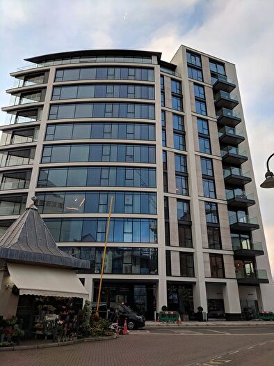 1 Bedroom Flat For Sale In Harbour Avenue, London, SW10