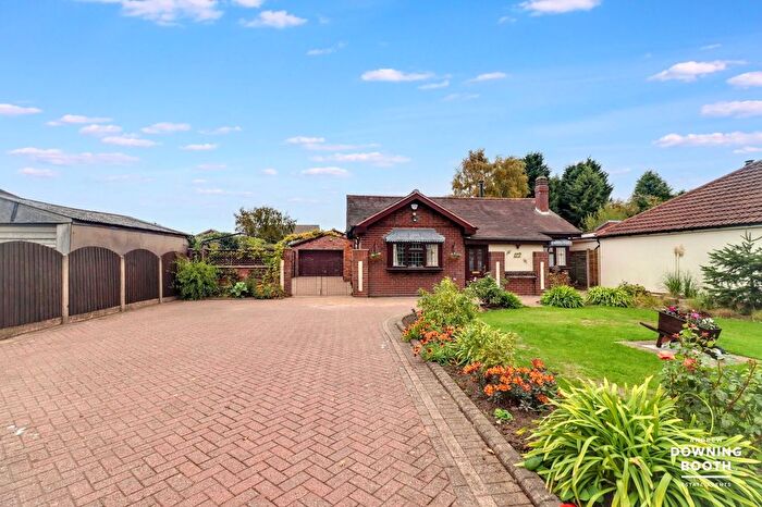 3 Bedroom Bungalow For Sale In Walsall Road, Aldridge, Walsall, WS9