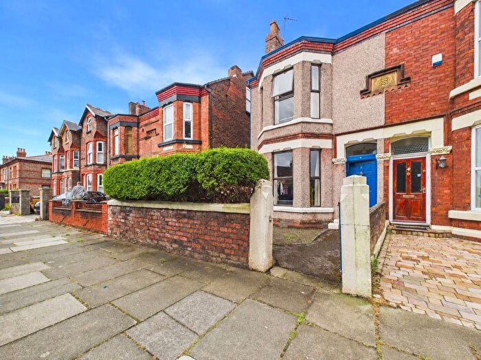 4 Bedroom Semi Detached House For Sale In Cambridge Road, Crosby, Liverpool, Merseyside, L23