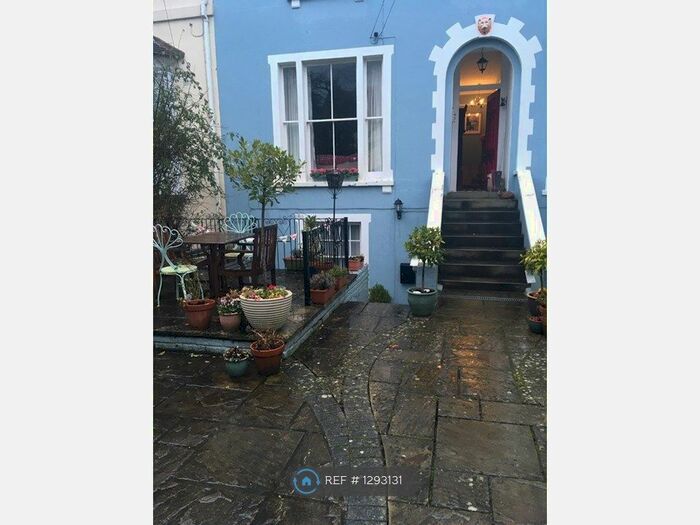 Studio To Rent In Newbury, Newbury RG14