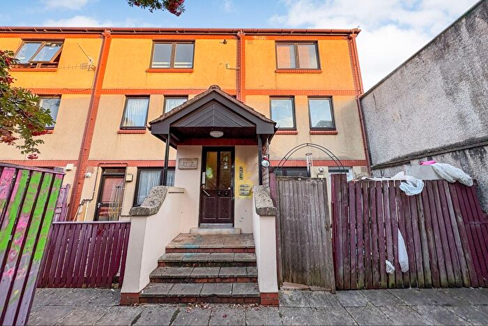 1 Bedroom Flat For Sale In St. Andrews Road, Montpelier, Bristol, BS6