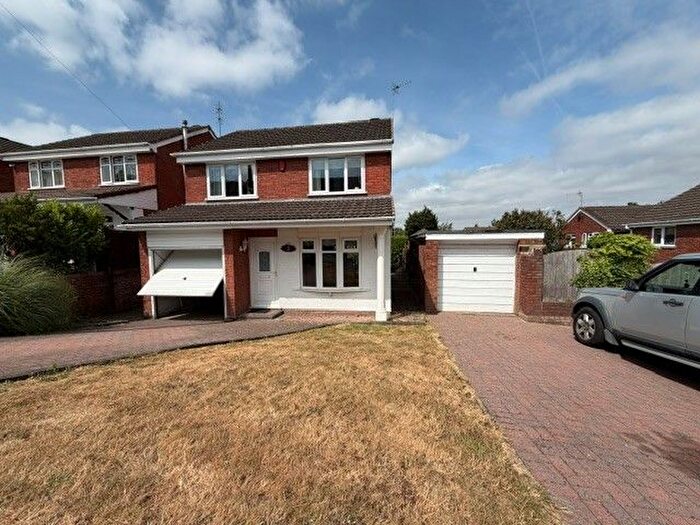 3 Bedroom Property To Rent In Sherwood Drive, Brierley Hill, DY5