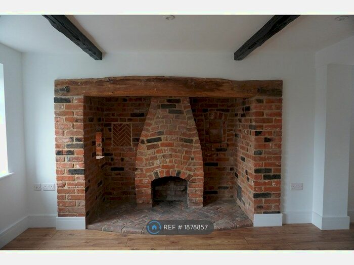 3 Bedroom Semi-Detached House To Rent In Childerditch Lane, Little Warley, Brentwood, CM13