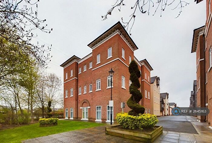 2 Bedroom Flat To Rent In Pine Street, Aylesbury, HP19