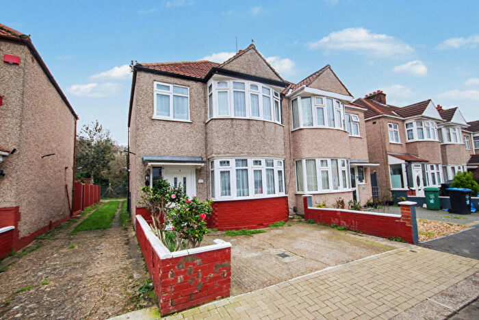3 Bedroom Semi Detached House For Sale In Carlyon Close, Wembley, Middlesex, HA0