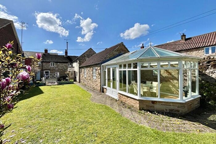 4 Bedroom Detached House For Sale In Westgate, Tickhill, Doncaster, DN11