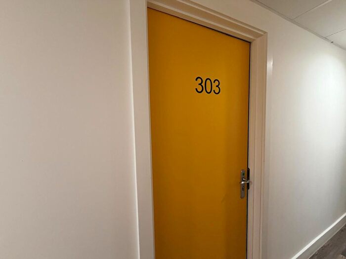 1 Bedroom Flat For Sale In Chester Road, Old Trafford, M16