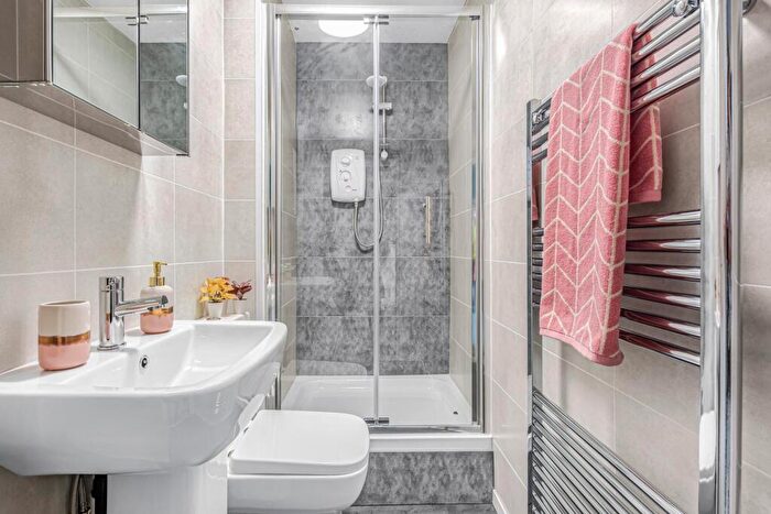 1 Bedroom Flat To Rent In Hyde Park Road, Leeds, LS6